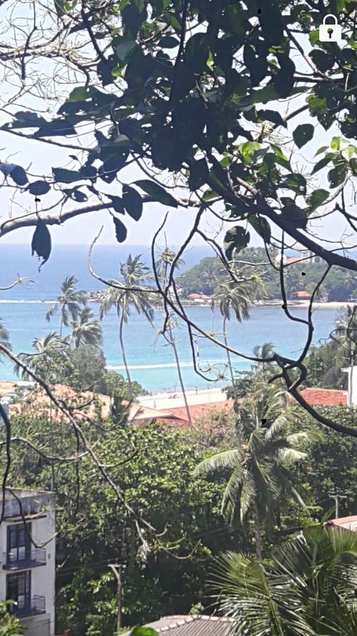 Holiday Inn Unawatuna Esterno foto